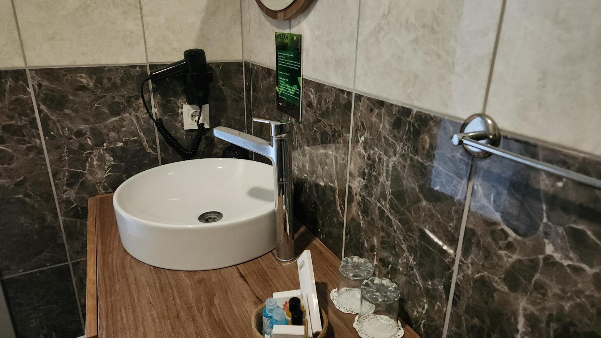 Hbs Polonezkoy Life & Garden Hotel Истанбул Екстериор снимка