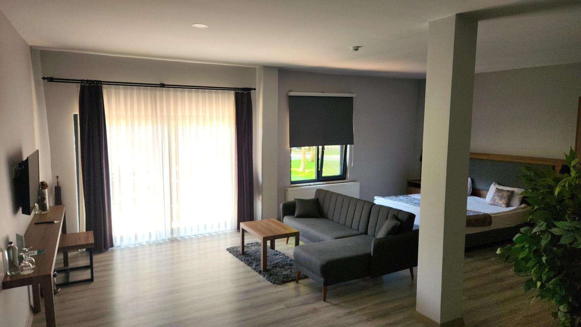 Hbs Polonezkoy Life & Garden Hotel Истанбул Екстериор снимка